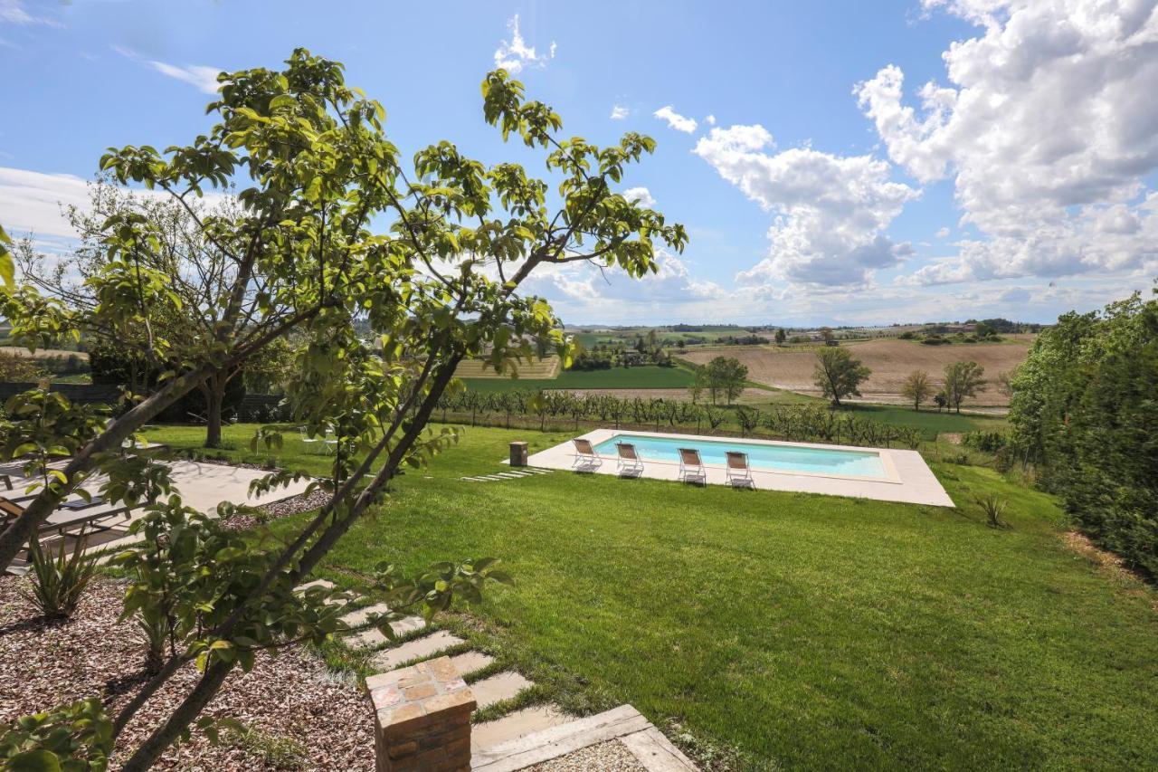 Villa Nº18 A Private Country Hideaway In Monferrato à Alfiano Natta Extérieur photo