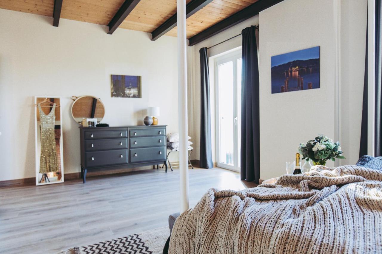 Villa Nº18 A Private Country Hideaway In Monferrato à Alfiano Natta Extérieur photo